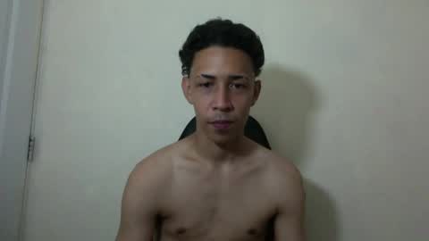 Instagram BelowAbajo online show from April 15, 2026, 2:40 am