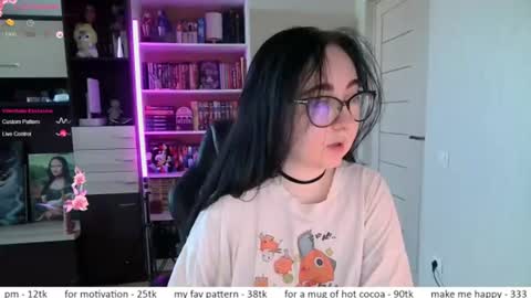 If you like it when I meow give me a thumbs up online show from June 26, 2026, 10:08 am