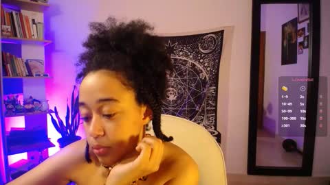 Ela  Help me reach 100 thumbs up online show from March 3, 2026, 5:35 am