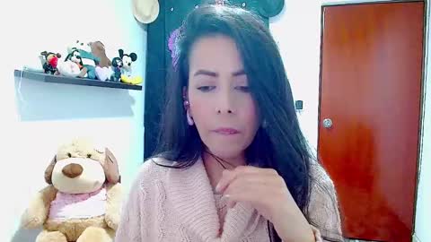 Snapshot of ela_3611 chatting on December 18, 2024, 2:42 am ela_3611 online show from December 18, 2024, 2:42 am