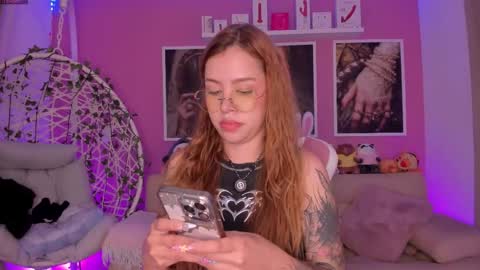 Ela online show from September 28, 2025, 5:46 am