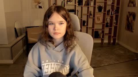 Your sweet girl online show from September 16, 2025, 7:04 pm