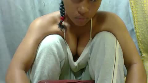 elaliealdy online show from March 14, 2026, 7:36 am