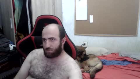 elamordeyuli online show from May 17, 2026, 12:01 pm