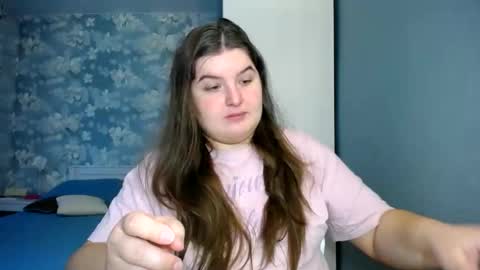 Elanis online show from December 15, 2024, 9:56 am