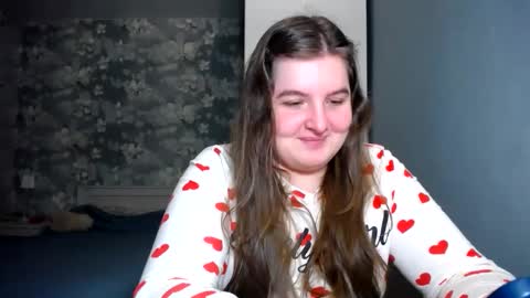 Elanis online show from March 11, 2025, 4:51 pm