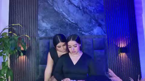 Snapshot of elara_and_amber chatting on June 7, 2026, 2:05 am elara_and_amber online show from June 7, 2026, 2:05 am
