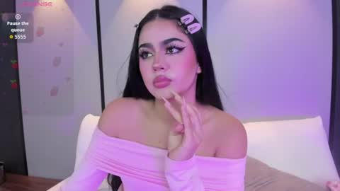 Snapshot of elara_bloom_ chatting on July 2, 2026, 2:44 am elara_bloom_ online show from July 2, 2026, 2:44 am