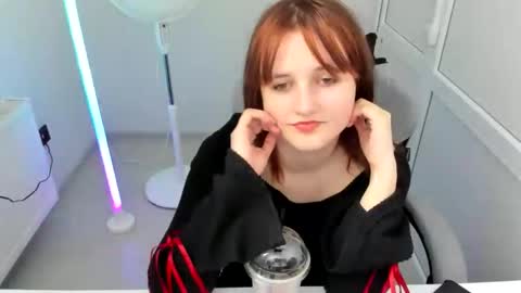 Evie online show from May 23, 2026, 6:51 am