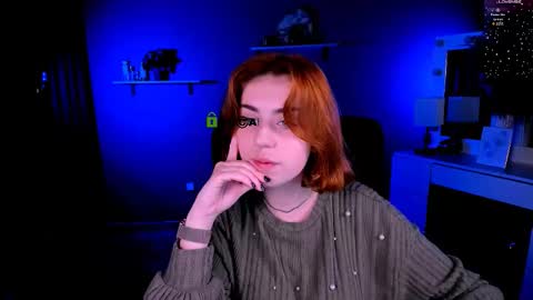 elara_night online show from September 29, 2025, 5:23 am