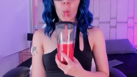 Ela online show from April 8, 2026, 12:16 pm