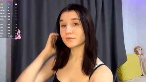 Snapshot of elaravoss chatting on February 4, 2026, 2:45 pm Bella online show from February 4, 2026, 2:45 pm