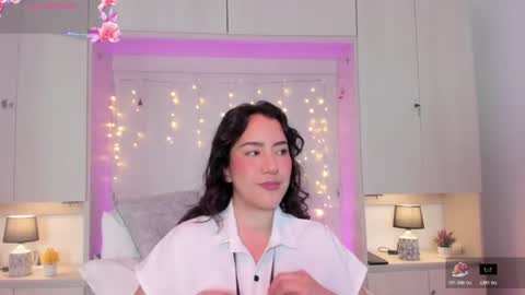 elarey_ online show from June 16, 2026, 12:08 pm