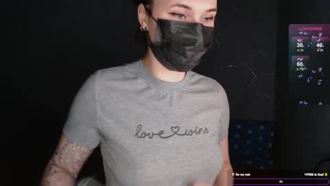 Snapshot of elay_noir chatting on February 7, 2026, 9:51 pm elay_noir online show from February 7, 2026, 9:51 pm