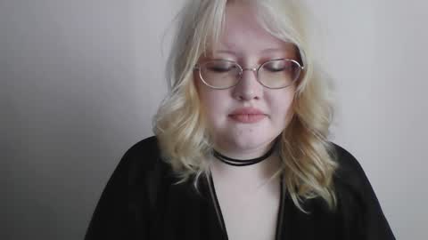 elayne_sweet online show from February 28, 2026, 8:04 am