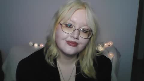 elayne_sweet online show from March 27, 2026, 8:26 am