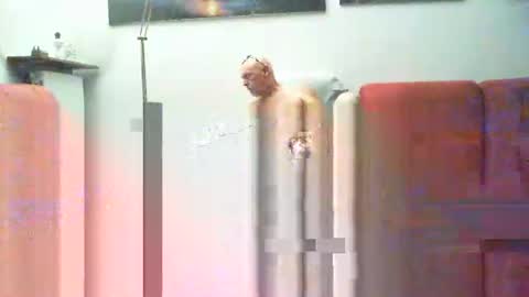 elbasca online show from November 2, 2025, 4:42 pm