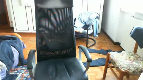 Snapshot of elbasca chatting on June 30, 2026, 11:00 am elbasca online show from June 30, 2026, 11:00 am