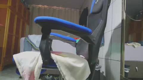 Elcimar online show from March 15, 2026, 3:18 pm