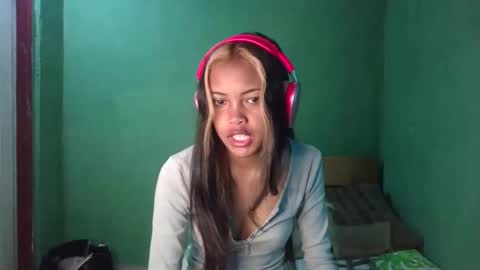 eldie69 online show from April 12, 2026, 4:06 am