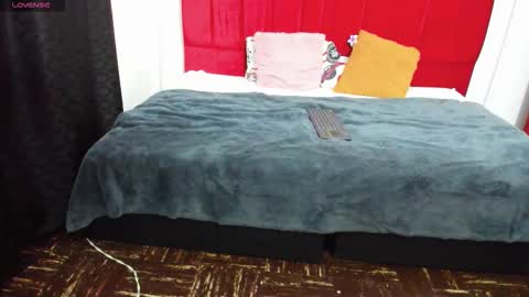 electra__moon online show from November 4, 2025, 4:22 am