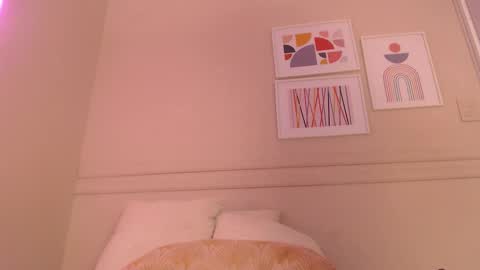 Snapshot of electra_a chatting on January 18, 2026, 11:47 am ELECTRA online show from January 18, 2026, 11:47 am