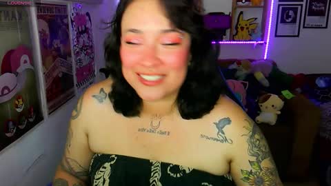 Snapshot of electricsapphire chatting on October 7, 2025, 4:53 am Alejandra online show from October 7, 2025, 4:53 am