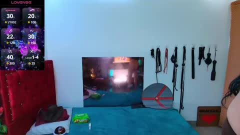 elektra online show from March 12, 2025, 8:51 am