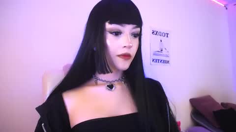  Elektra Sky  online show from July 28, 2026, 9:25 pm