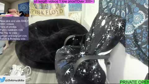 Snapshot of elektraexotic chatting on January 14, 2026, 2:50 am Elektra online show from January 14, 2026, 2:50 am