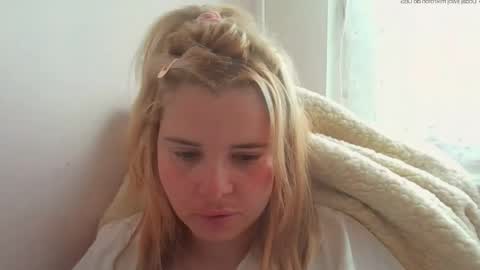 Elena online show from May 7, 2026, 10:31 am