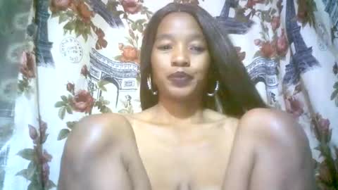 elenah013 online show from October 18, 2025, 6:16 am