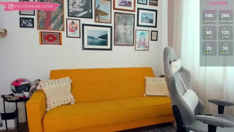 Elena insta yourdream 1ove online show from February 18, 2025, 5:09 am