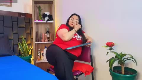 Snapshot of elenna_boobs_ chatting on February 18, 2026, 3:35 am elenna_boobs_ online show from February 18, 2026, 3:35 am