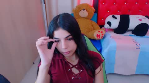 Snapshot of elenna_hotx chatting on January 27, 2025, 5:58 pm agnes online show from January 27, 2025, 5:58 pm