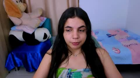 Snapshot of elenna_hotx chatting on September 20, 2025, 7:04 pm agnes online show from September 20, 2025, 7:04 pm