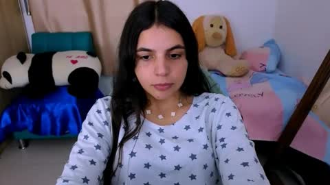 Snapshot of elenna_hotx chatting on October 6, 2025, 6:49 pm agnes online show from October 6, 2025, 6:49 pm