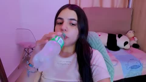 agnes online show from April 16, 2026, 6:41 pm