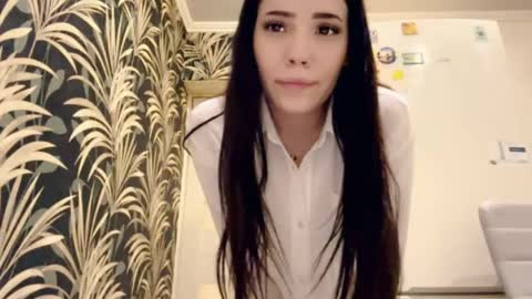 Hanna online show from April 23, 2026, 7:16 pm