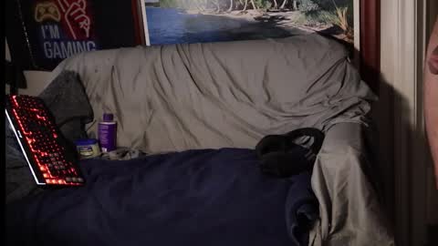 elephantrunkman online show from February 2, 2026, 5:39 am