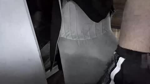 Beraldo online show from November 2, 2025, 3:53 am