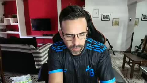 elfetas online show from January 2, 2025, 2:02 pm