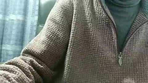 Snapshot of elfyonee chatting on December 6, 2024, 6:06 pm elfyonee online show from December 6, 2024, 6:06 pm