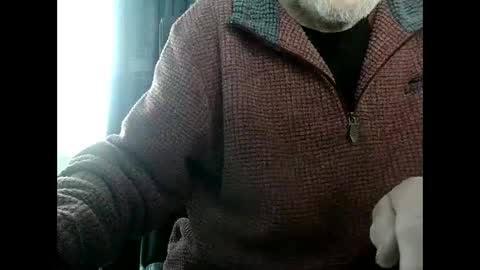 Snapshot of elfyonee chatting on December 29, 2024, 8:44 am elfyonee online show from December 29, 2024, 8:44 am