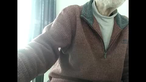 Snapshot of elfyonee chatting on January 4, 2025, 10:05 am elfyonee online show from January 4, 2025, 10:05 am