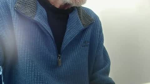 Snapshot of elfyonee chatting on November 9, 2025, 10:35 am elfyonee online show from November 9, 2025, 10:35 am