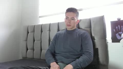 Elian online show from February 16, 2025, 8:44 pm