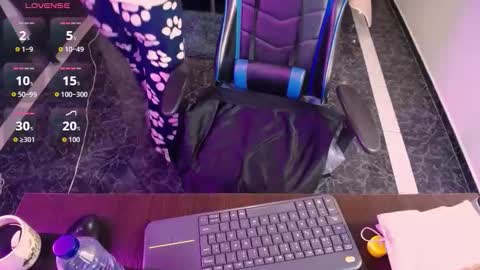 Snapshot of eliana_meaw chatting on February 19, 2026, 2:57 pm eliana_meaw online show from February 19, 2026, 2:57 pm