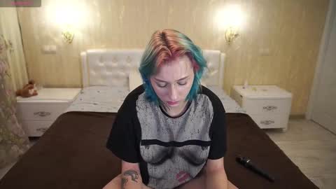 Snapshot of eliarose chatting on October 5, 2025, 9:02 pm Luna online show from October 5, 2025, 9:02 pm