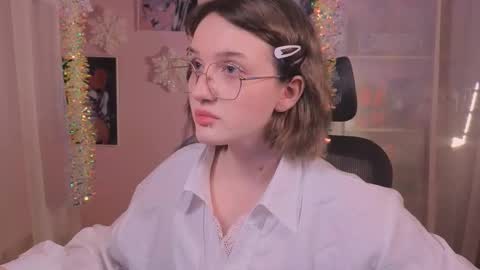 Ellie online show from December 19, 2025, 6:31 am